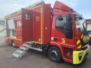Mobile Einsatzleitstelle, aufgebaut von BEHM für die Feuerwehr der Seine-Maritime